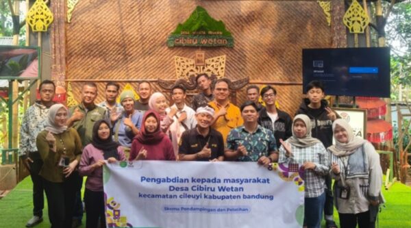 Kunjungan Telkom University ke Desa Wisata Edukasi Cibiru Wetan
