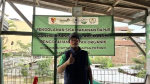 Ustad Engkos Pemilik Peternakan Jaya Ulung 
