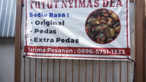 Spanduk Usaha Kuliner Rumahan Tutut Nyimas Dea