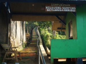 Pintu Masuk Tangga Seribu Manglayang